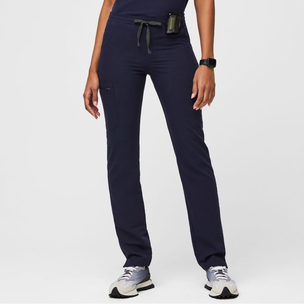 Figs Women's Navy Yola Skinny Pants